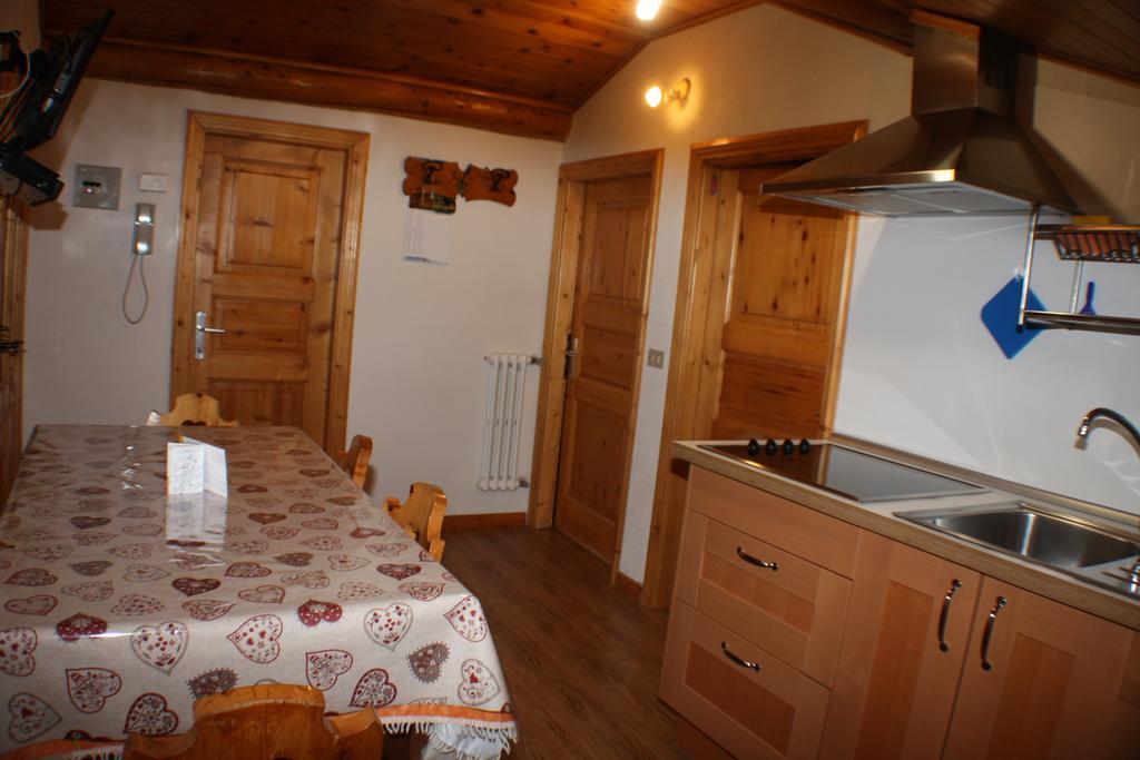 Casa Longa Apartment Livigno Room photo